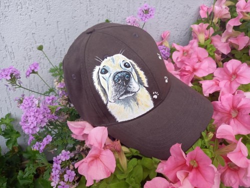 Wyjątkowa ręcznie malowana czapka z daszkiem Golden Retriever