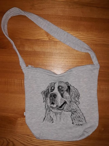 Wyjątkowa ręcznie malowana torba  bawełniana z motywem Berneńskiego Psa Pasterskiego.