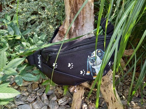 Wyjątkowa ręcznie malowana nerka, saszetka biodrowa z Berneńskim Psem Pasterskim