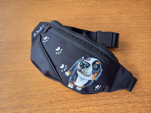 Wyjątkowa ręcznie malowana nerka, saszetka biodrowa z Berneńskim Psem Pasterskim