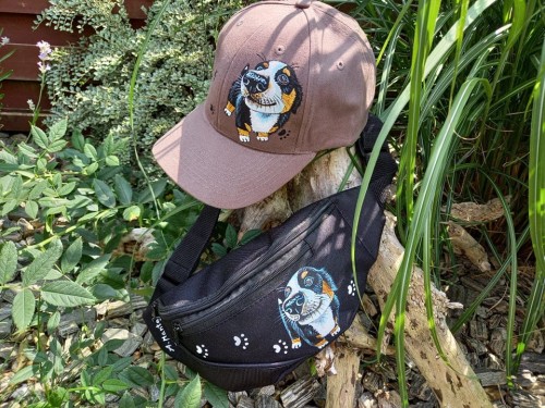 Wyjątkowa ręcznie malowana nerka, saszetka biodrowa z Berneńskim Psem Pasterskim