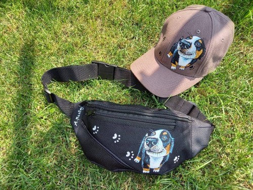 Wyjątkowa ręcznie malowana nerka, saszetka biodrowa z Berneńskim Psem Pasterskim