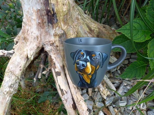 Wyjątkowy, ręcznie malowany kubek z autorskim motywem Dobermana