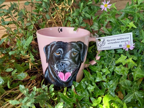 Wyjątkowy, ręcznie malowany kubek z autorskim motywem Labradora