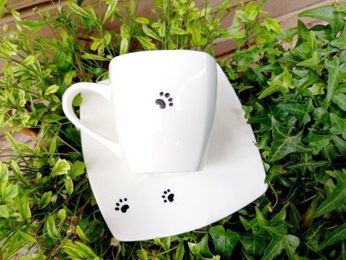 Wyjątkowa, ręcznie malowana filiżanka z autorskim motywem Yorkshire terrier.