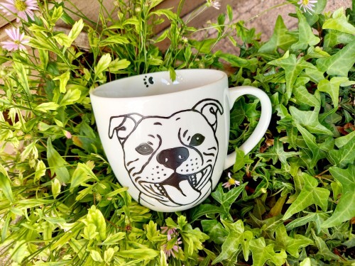 Wyjątkowy, ręcznie malowany kubek z autorskim motywem Staffika