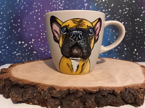 Wyjątkowy, ręcznie malowany kubek z autorskim motywem Buldoga francuskiego