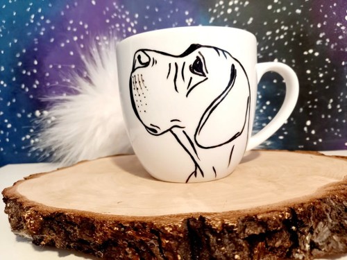 Wyjątkowy, ręcznie malowany kubek z autorskim motywem Doga Niemieckiego