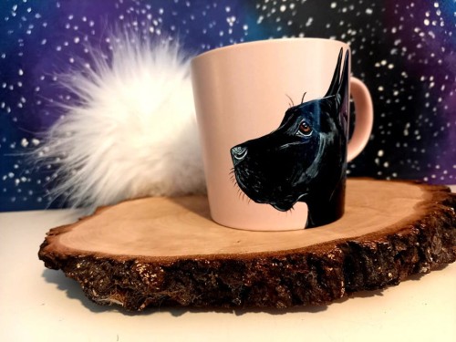 Wyjątkowy, ręcznie malowany kubek z autorskim motywem Doga Niemieckiego