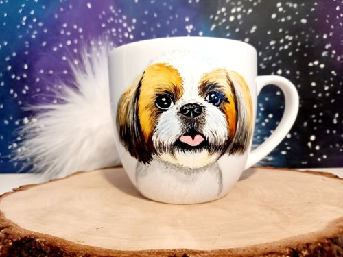 Wyjątkowy, ręcznie malowany kubek z autorskim motywem Shih tzu