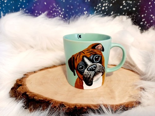 Wyjątkowy, ręcznie malowany kubek z autorskim motywem Boksera