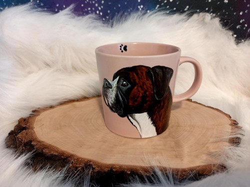 Wyjątkowy, ręcznie malowany kubek z autorskim motywem Boksera