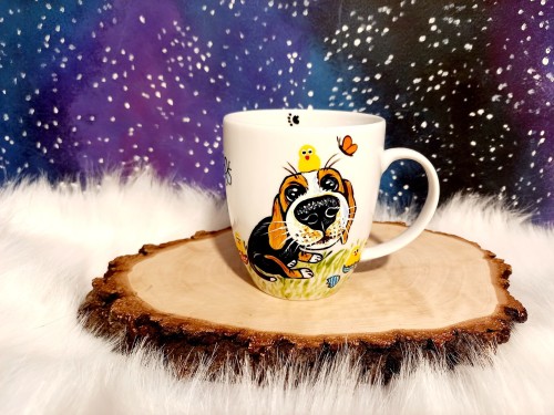 Wyjątkowy, ręcznie malowany kubek Beagle i Wielkanoc