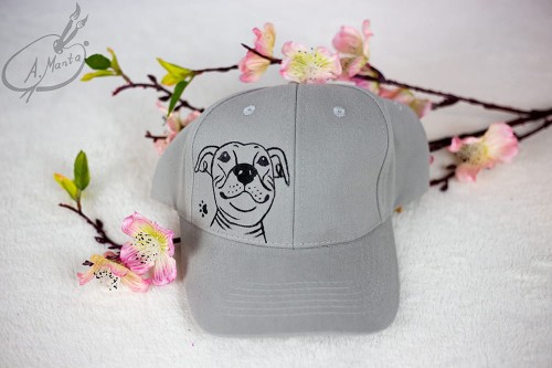 Wyjątkowa ręcznie malowana czapka z daszkiem Staffik