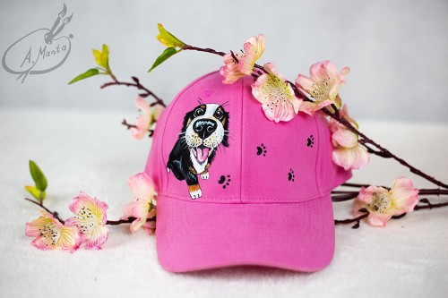 Wyjątkowa ręcznie malowana czapka z daszkiem Berneński Pies Pasterski