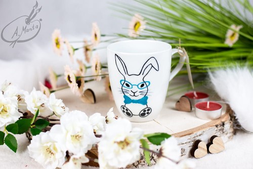 Wyjątkowy, ręcznie malowany kubek Zajączek Wielkanoc