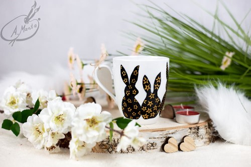 Wyjątkowy, ręcznie malowany kubek Zajączki Wielkanoc