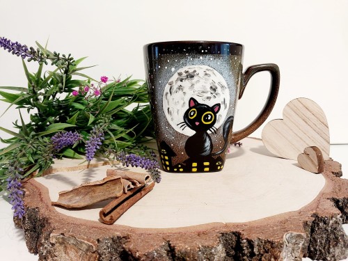 Wyjątkowy, ręcznie malowany kubek Kot i Ksieżyc