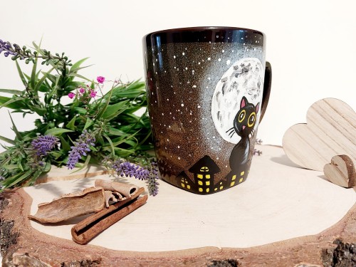 Wyjątkowy, ręcznie malowany kubek Kot i Ksieżyc