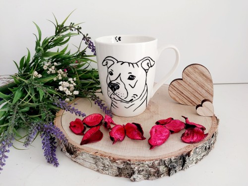 Wyjątkowy, ręcznie malowany kubek Amstaff.