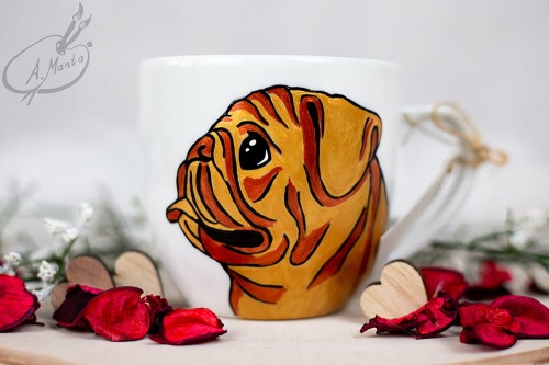 Wyjątkowy, ręcznie malowany kubek Złoty Mops.