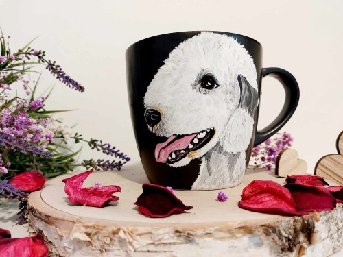 Wyjątkowy, ręcznie malowany kubek Bedlington Terrier.