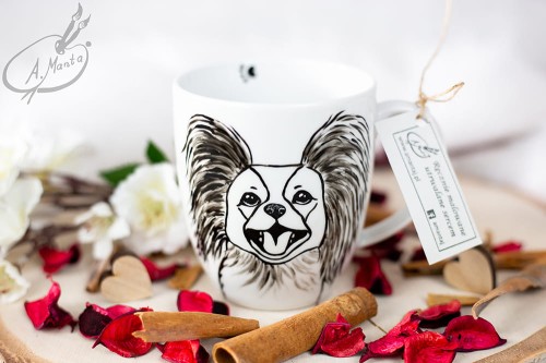 Wyjątkowy, ręcznie malowany kubek pies Papillon.