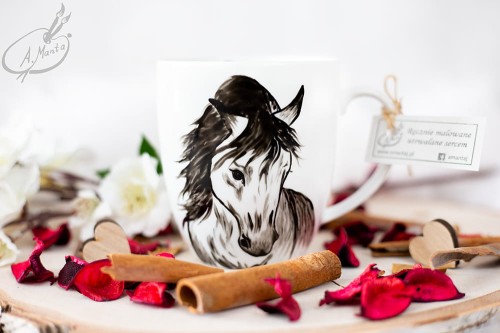 Wyjątkowy, ręcznie malowany kubek koń.