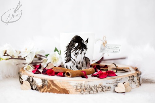 Wyjątkowy, ręcznie malowany kubek koń.