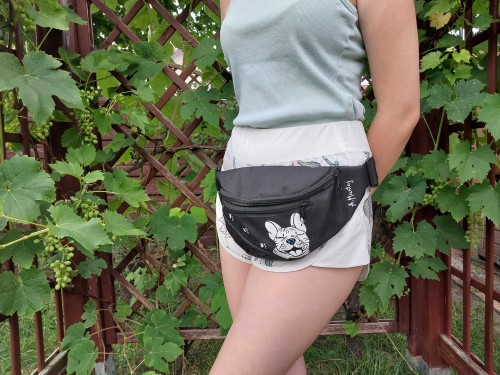 Wyjątkowa ręcznie malowana nerka, saszetka biodrowa Buldożek Francuski