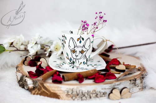 Wyjątkowa, ręcznie malowana filiżanka Sfinks.