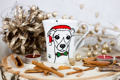 Wyjątkowy, mały, ręcznie malowany kubek charcik włoski i Święta.