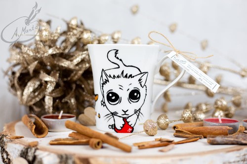 Wyjątkowy, mały, ręcznie malowany kubek kot i Święta.