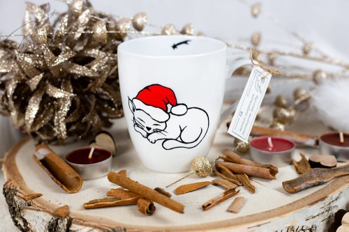 Wyjątkowy, ręcznie malowany kubek kot i Święta.