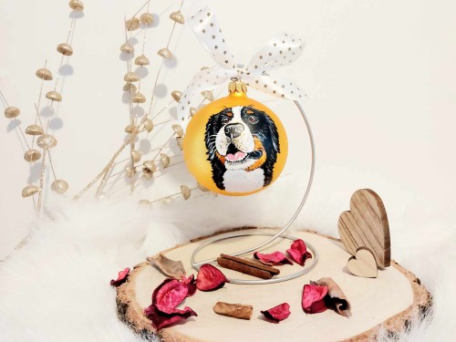 Wyjątkowa bombka choinkowa ręcznie malowana Berneński pies pasterski