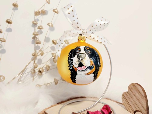 Wyjątkowa bombka choinkowa ręcznie malowana Berneński pies pasterski