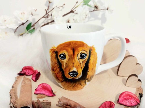 Wyjątkowy, ręcznie malowany kubek Jamnik długowłosy.