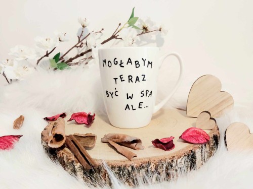 Wyjątkowy, ręcznie malowany kubek do pracy.