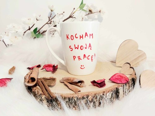 Wyjątkowy, ręcznie malowany kubek do pracy.