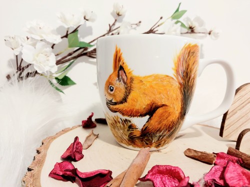 Wyjątkowy, ręcznie malowany kubek Wiewiórka