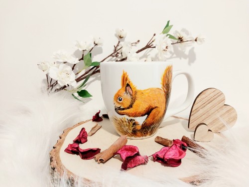 Wyjątkowy, ręcznie malowany kubek Wiewiórka