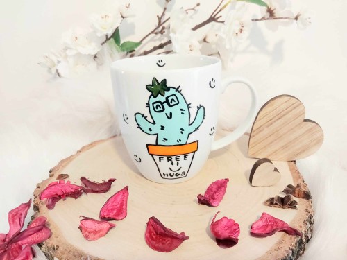 Wyjątkowy, ręcznie malowany kubek Kaktus Free Hugs
