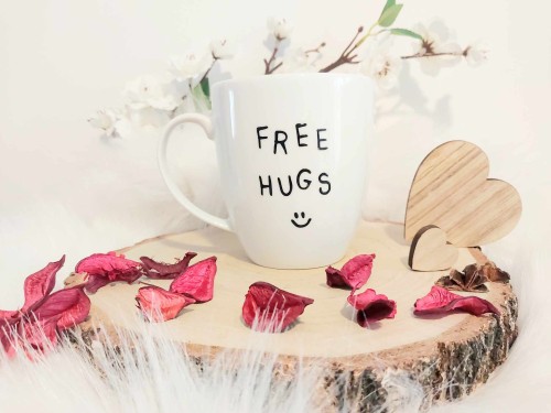 Wyjątkowy, ręcznie malowany kubek Kaktus Free Hugs