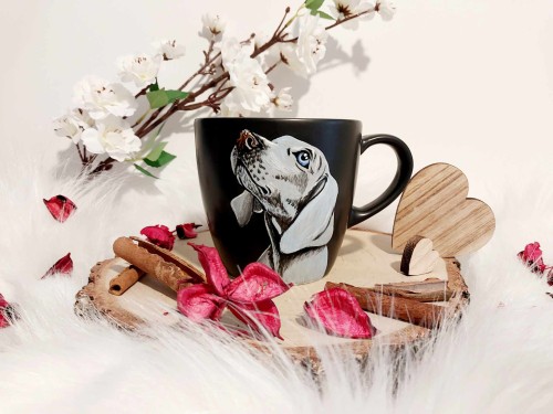 Wyjątkowy, ręcznie malowany kubek Wyżeł Weimarski.