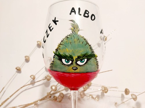 Wyjątkowy, ręcznie malowany kieliszek XXL Grinch.