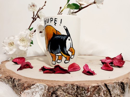 Wyjątkowy, ręcznie malowany kubek Beagle pocałuj mnie w dupę