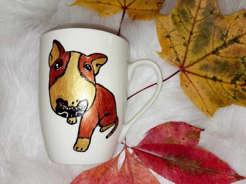 Wyjątkowy, ręcznie malowany kubek Bulterier złoty