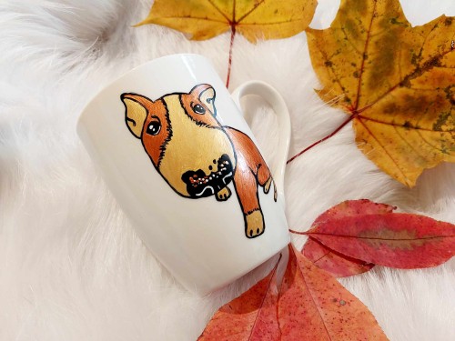 Wyjątkowy, ręcznie malowany kubek Bulterier złoty