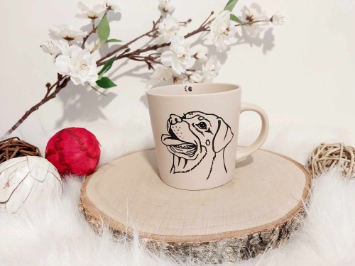 Wyjątkowy, ręcznie malowany kubek Rottweiler.