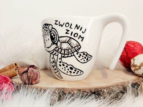 Wyjątkowy, ręcznie malowany kubek żółwik zwolnij ziom